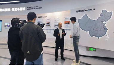 主题教育｜奋斗擦亮青春底色 拼搏书写青年担当